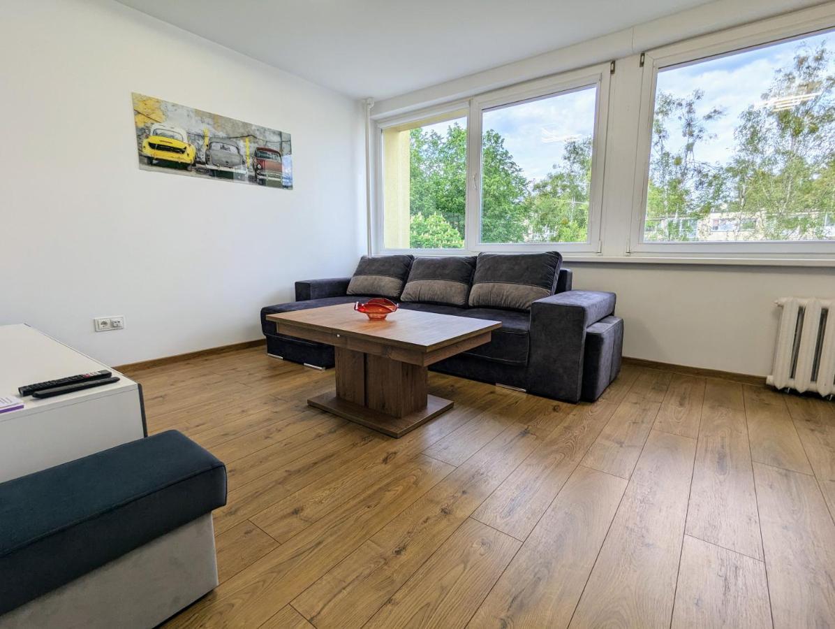 Lovely 2-Bedroom Flat In The Heart Of ドルスキニンカイ エクステリア 写真